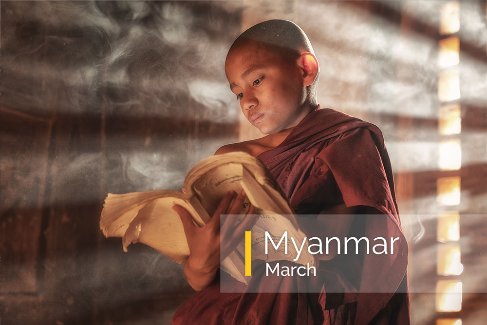 Myanmar photography workshop, portrait photo session, bagan, inle lake, praying monks