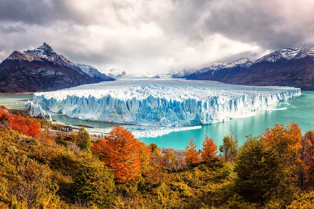 Perito Moreno Glacier nearby El Chalten covered in auumn colors - Patagonia Photo Tour